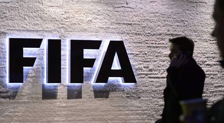 Serra Leoa acede a exigência da FIFA e anula dissolução da federação de futebol