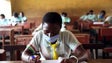 O Governo angolano proíbe a subida de propinas nas escolas