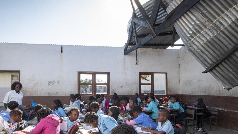 Imagem de Mais de 700 escolas destruídas em Moçambique