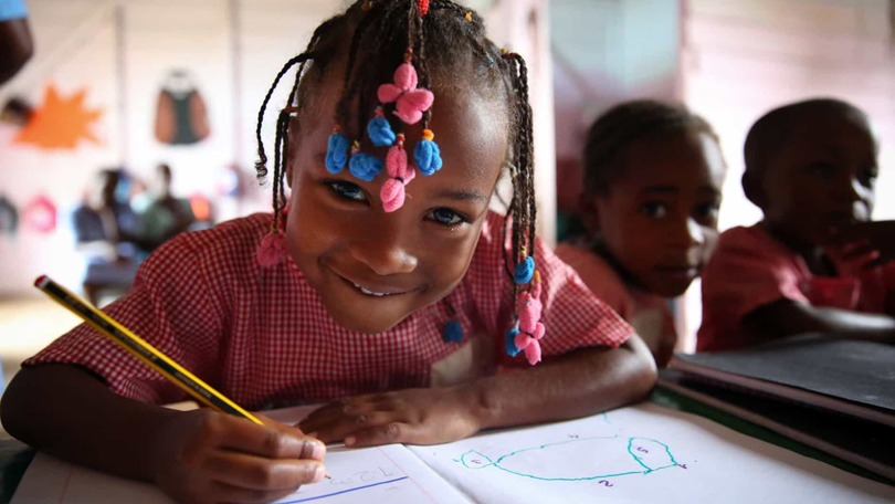 Imagem de Lançamento de projeto escolar itinerante em São Tomé e Príncipe