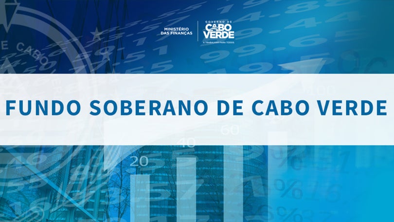 Imagem de Presidente devolve diploma ao parlamento cabo-verdiano