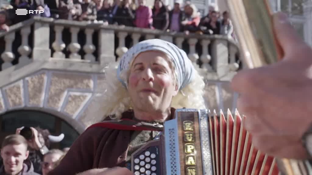 Imagem de A Máscara e as Aldeias