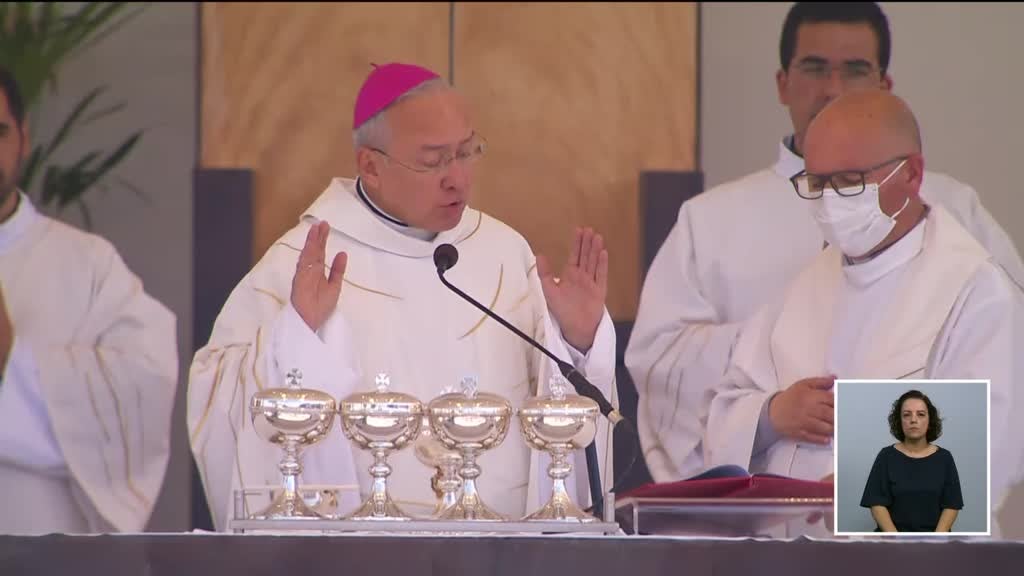 Imagem de Cerimónias de Fátima - Missa, Bênçã