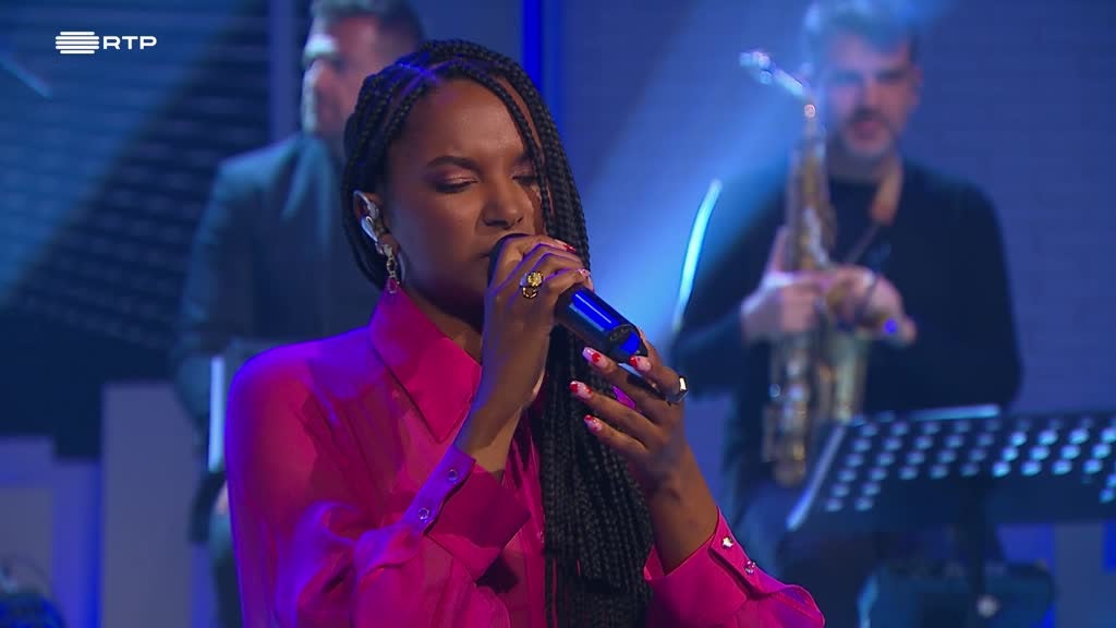 Imagem de Cá Por Casa Com Herman José - José Condessa, Helena Caldeira, André Leitão, Susana Félix, Ala dos Namorados, Soraia Tavares