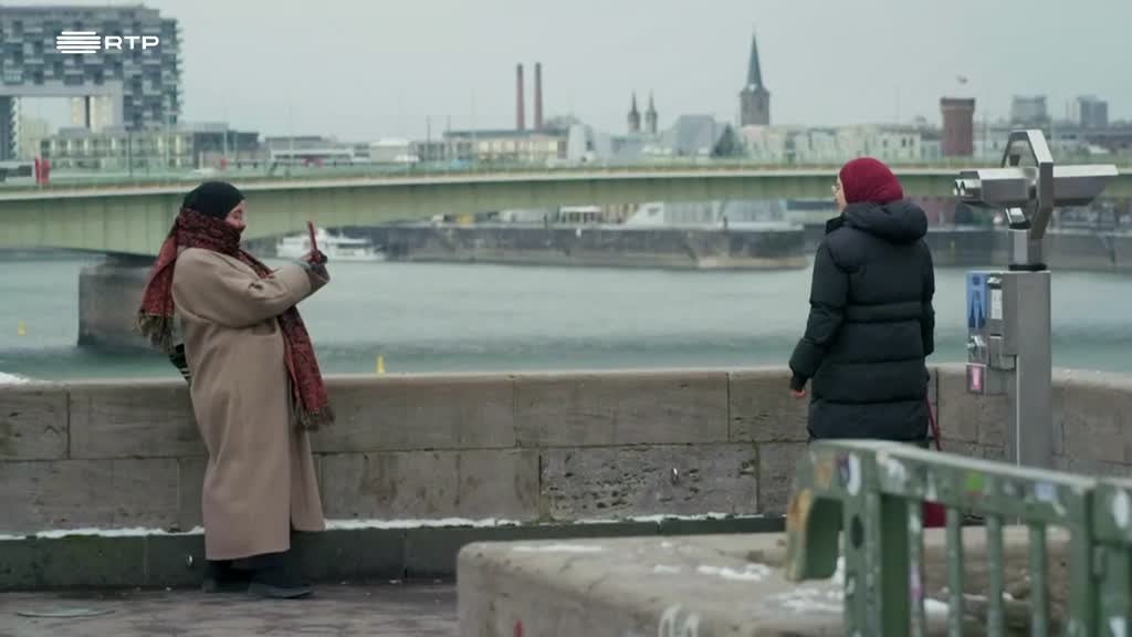 Imagem de Portugueses pelo Mundo - Comunidades - Colónia