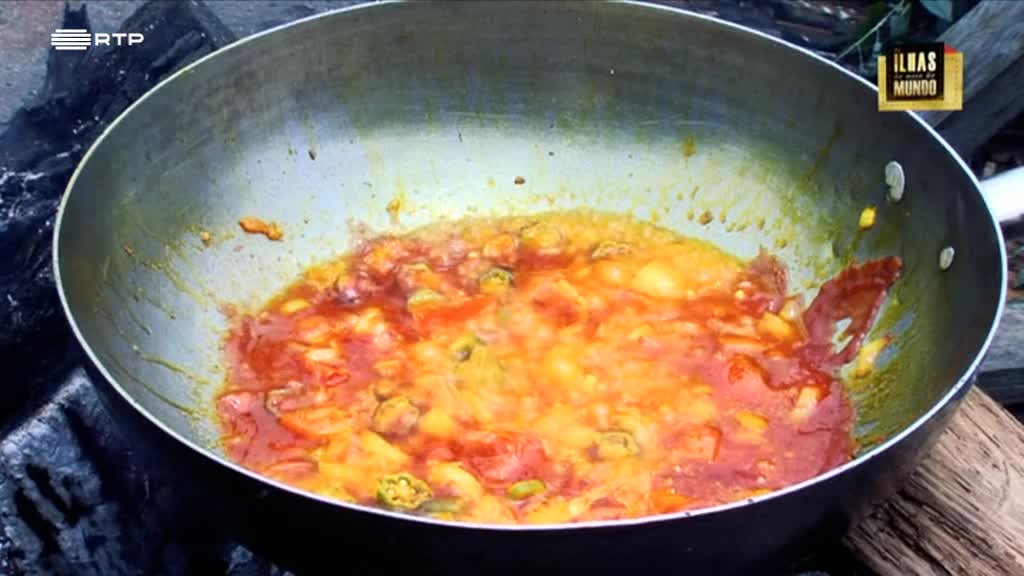 Imagem de As Ilhas do Meio do Mundo - Angolares - Baía de Stª Cruz / Banana-pão