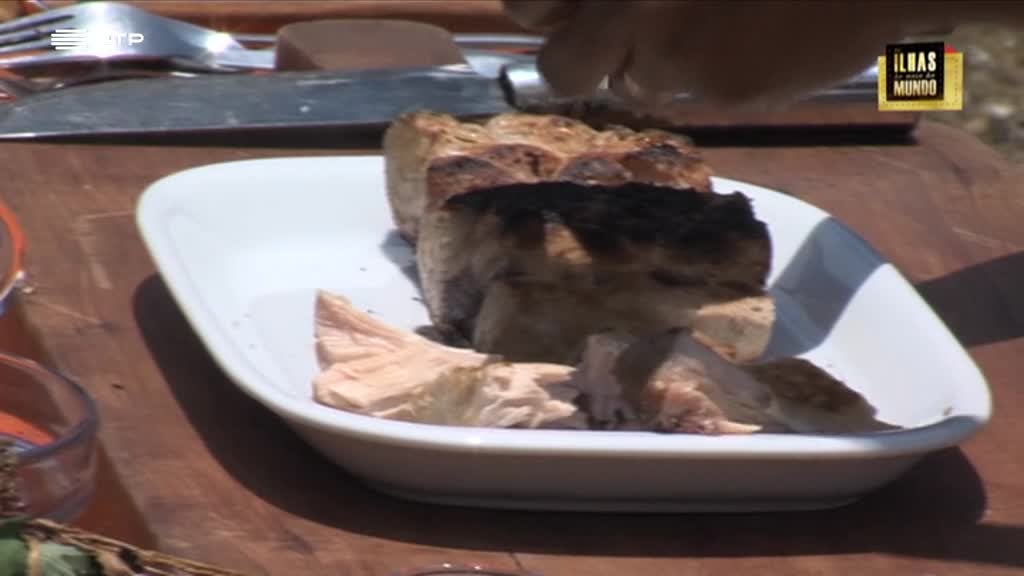 Imagem de As Ilhas do Meio do Mundo - Ribeira Afonso / Peixe Fumado