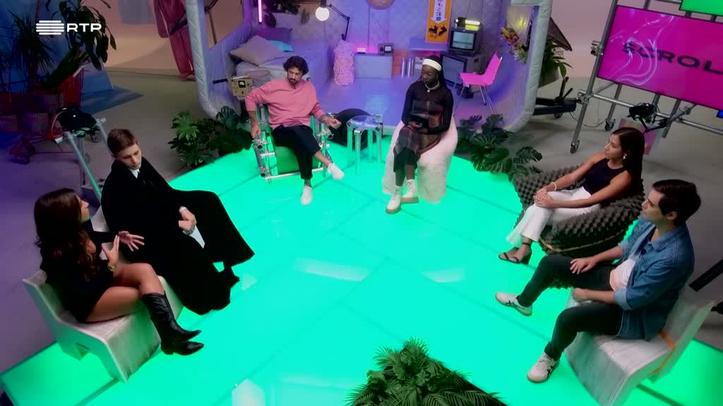 Imagem de Scroll - Tradição ou Traição: Praxes