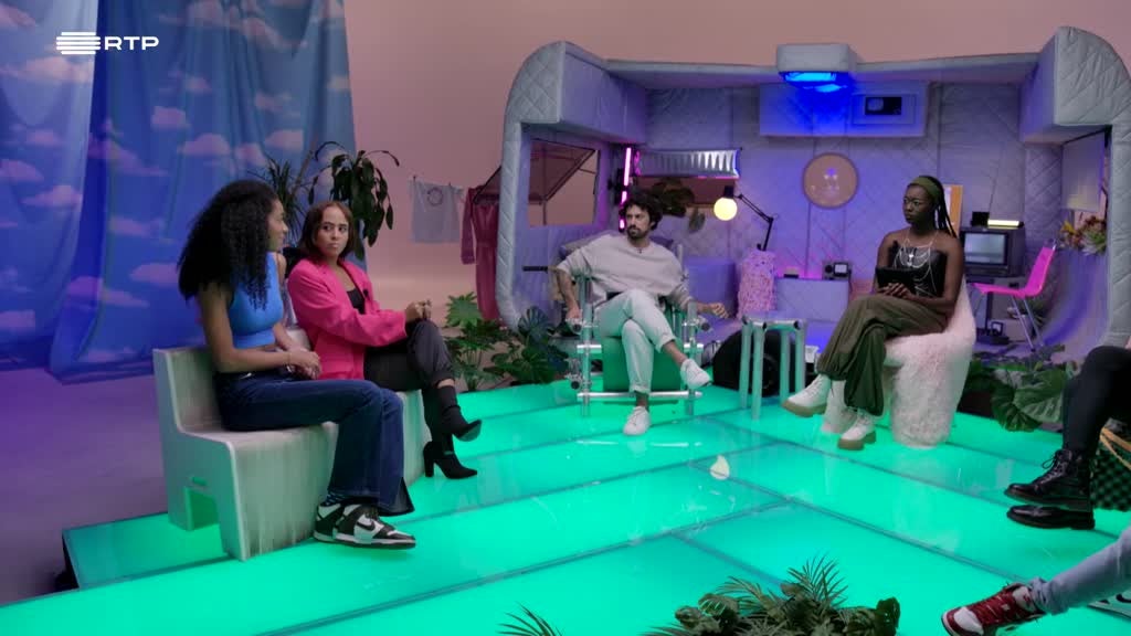 Imagem de Scroll - Apanhados a Copiar: Apropriação Cultural