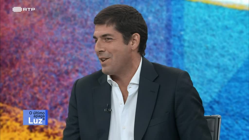 Imagem de O Último Apaga a Luz