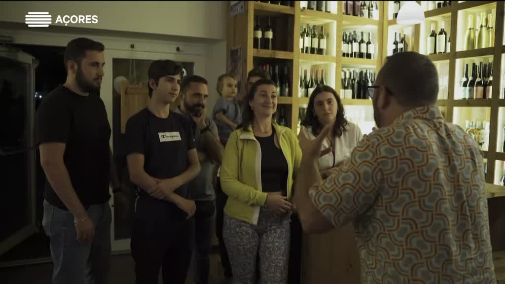 Imagem de "Work in Progress" - Terry Costa