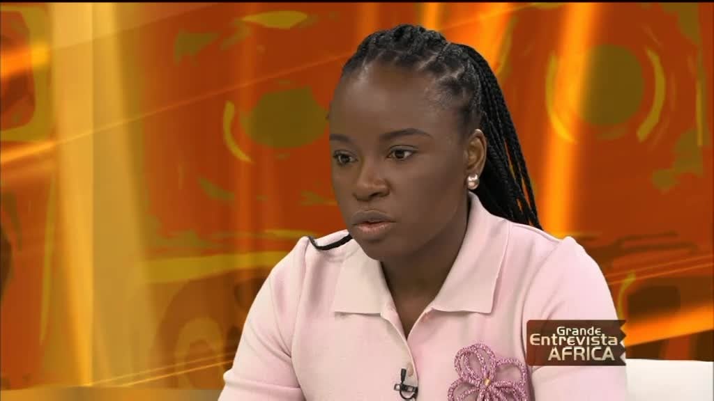 Imagem de Grande Entrevista África - Vera Daves de Sousa