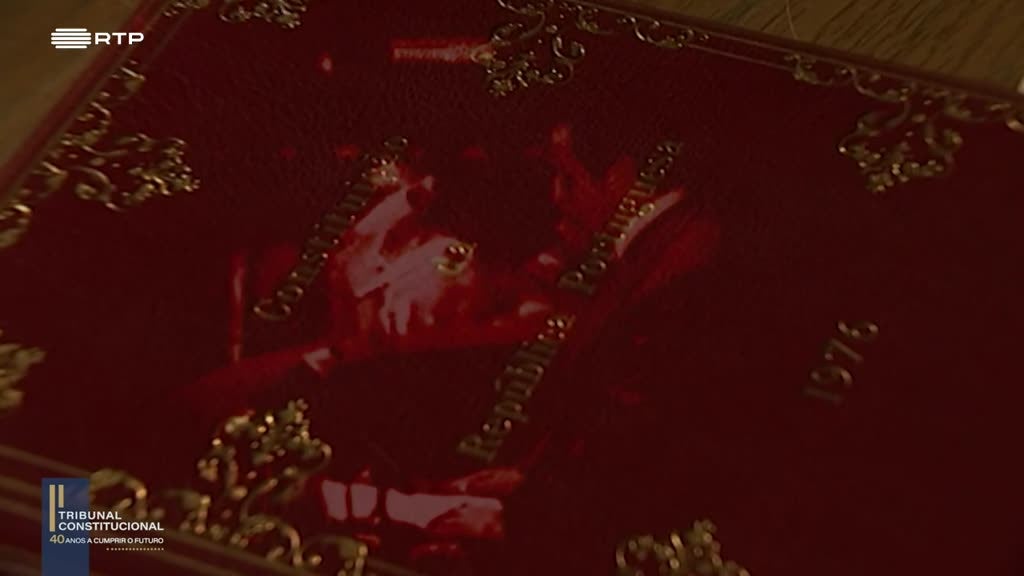 Imagem de Tribunal Constitucional: 40 Anos a Cumpr - Acórdão 377/15
