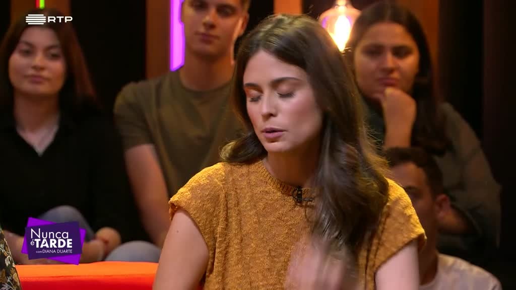 Imagem de Nunca é Tarde - Ser Mulher nos Dias de Hoje