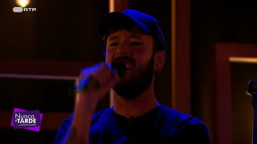 Imagem de Nunca é Tarde - Para Lá do Género Binário