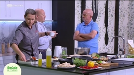 Imagem de Sade  Mesa