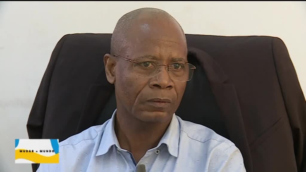 Imagem de Mudar o Mundo - Água Potável e Saneame