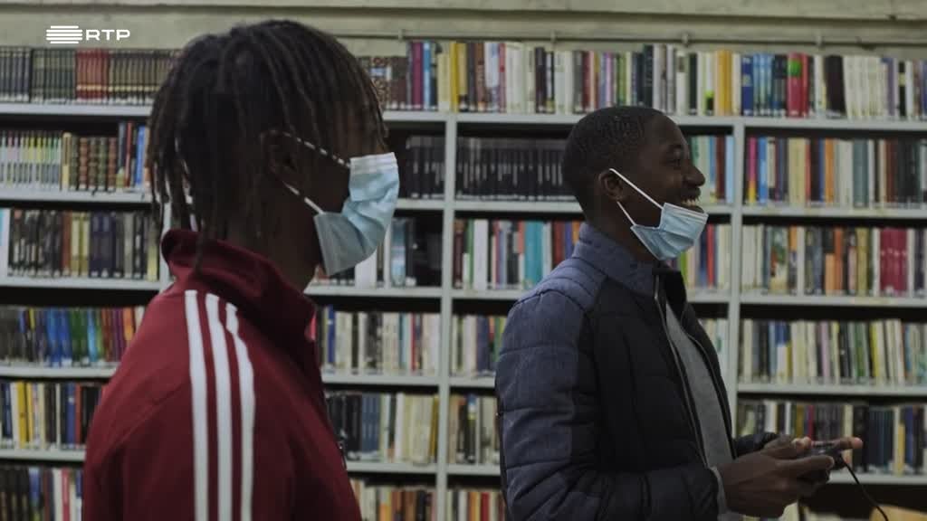 Imagem de Fechado - As Rotinas