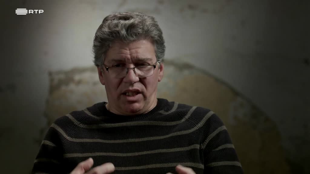 Imagem de Fechado - A Prisão é a Universidade do Crime