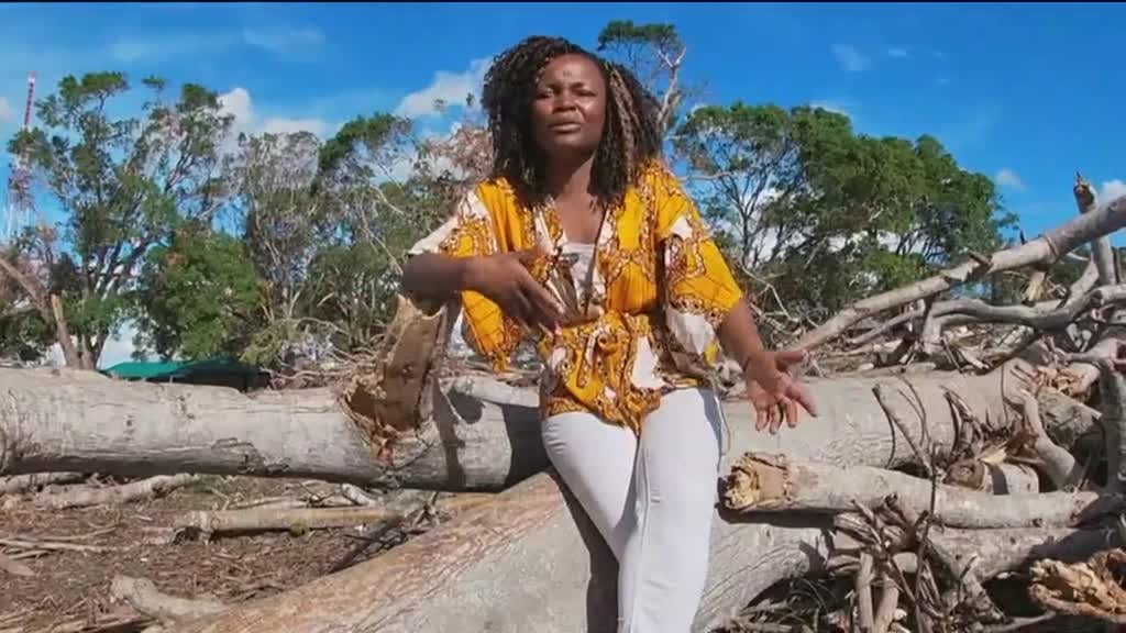 Imagem de Entrevista Selma Uamusse... em Moçambiq