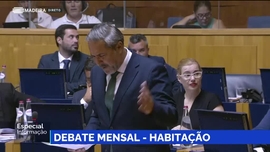 Imagem de Debate Mensal