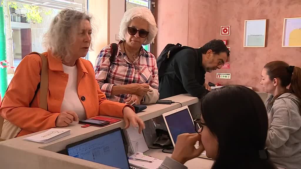 Imagem de Outras Histórias - Jovem Não Entra; Grafe, Centro de Noite