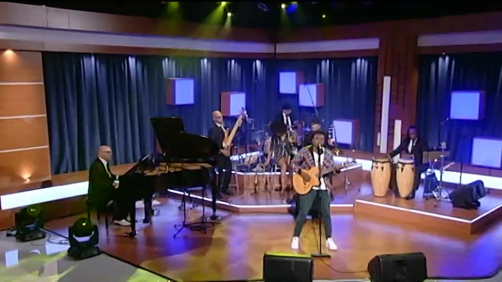 Imagem de Conversas ao Sul - Momentos Musicais