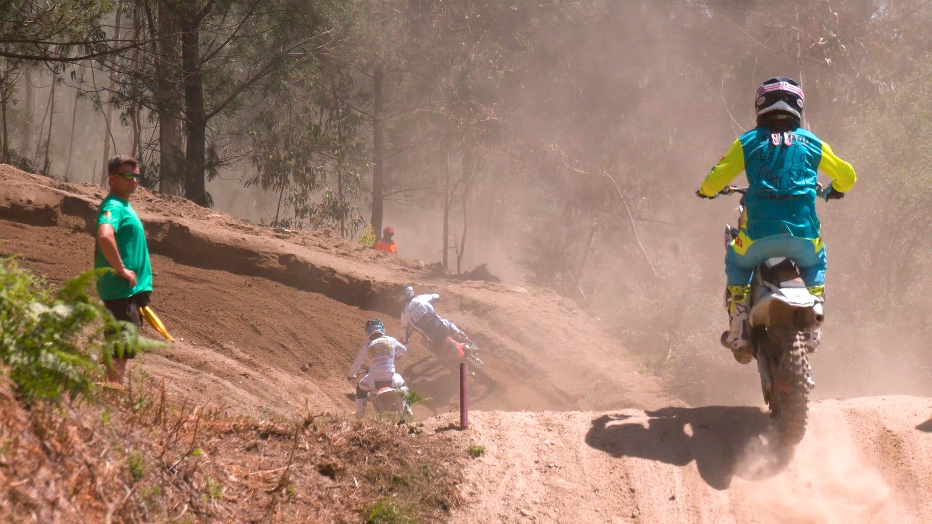 Imagem de Desportos Motorizados - Campeonato Nacional de Motocross 2026 - Lustosa