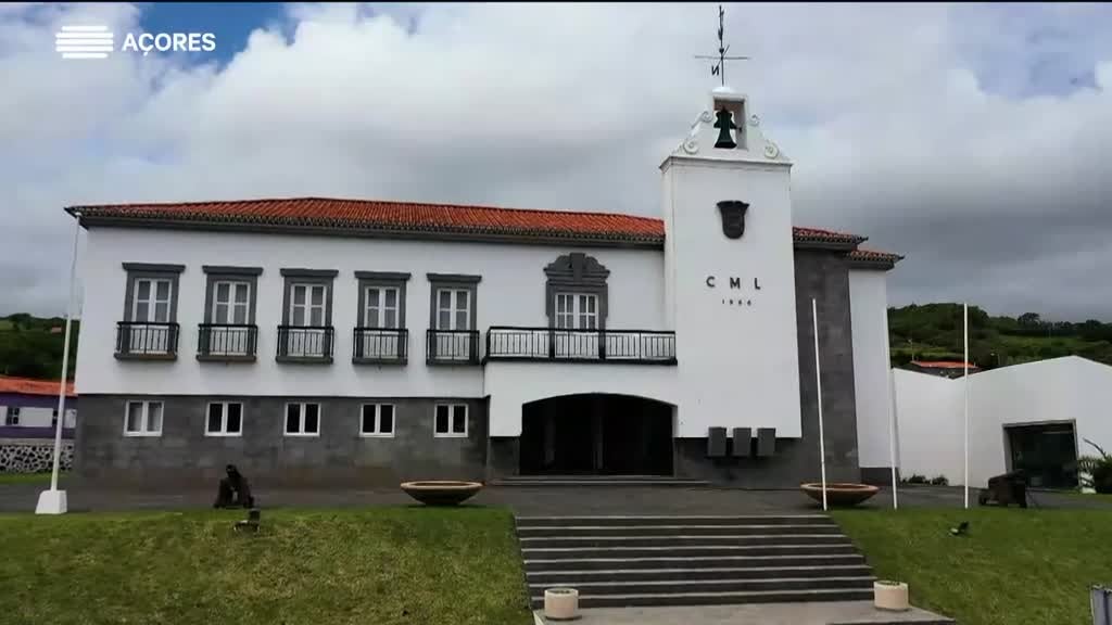Imagem de Vira e Volta - José da Silva Vieira e Teresa Vieira | Flores