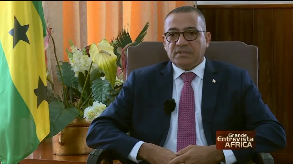 Imagem de Grande Entrevista África - Carlos Vila Nova