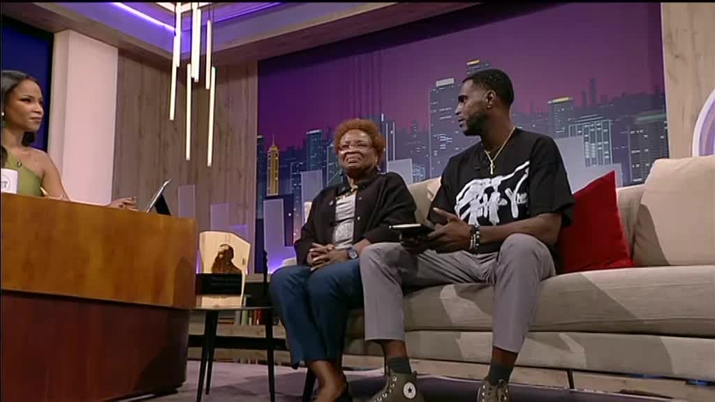 Imagem de Miradouro da Lua - Inocência Mata, José Baessa de Pina, Cristina Roldão, XEXA, Gabriella Hedegaard, Pérola, Irma e Lucy Monteiro