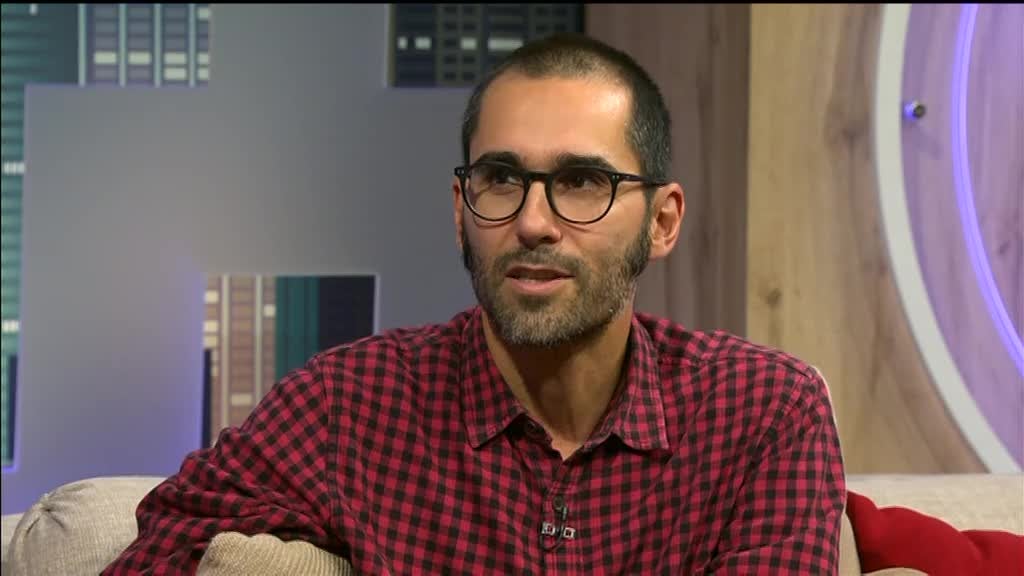 Imagem de Miradouro da Lua - Erica Simão, Sheila Miquidade, Rui Moreira de Carvalho, Washington Nascimento, Ico Costa, Vanessa Costa, Ana Lua Caiano,