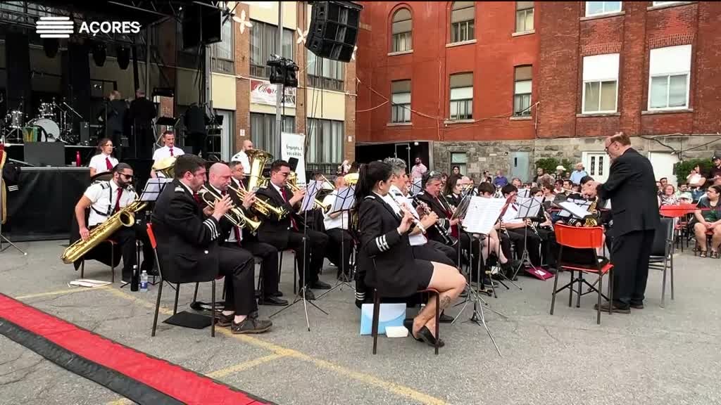 Imagem de Festas do Senhor Santo Cristo de Montrea