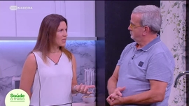 Imagem de Sade  Mesa