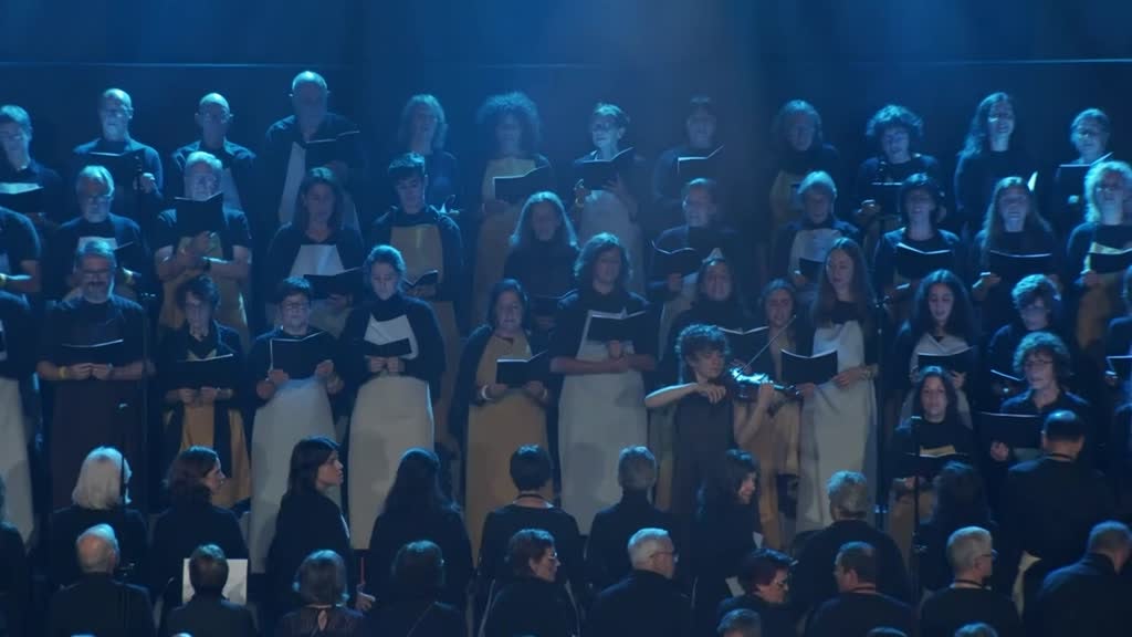 Imagem de Cor(p)o Metropolitano - Um Coro Feito Corpo