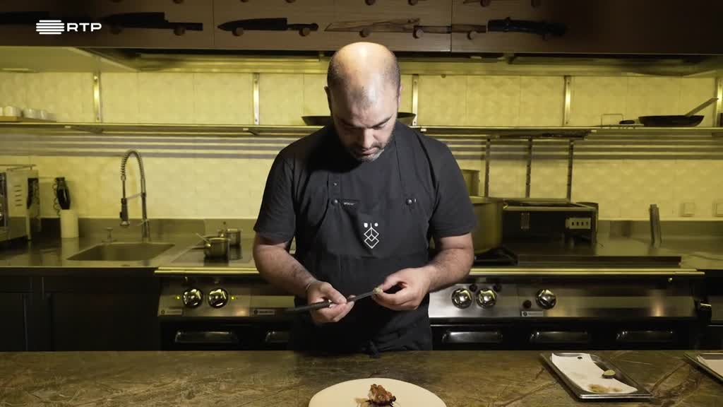 Imagem de Mesa Portuguesa... com Estrelas Com Cert - Euskalduna, Porto - Chef Vasco Coelho Santos