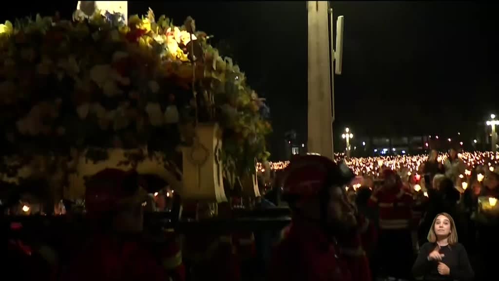 Imagem de Procissão das Velas