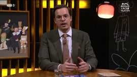 Imagem de Duas Pessoas a Fazer Televiso