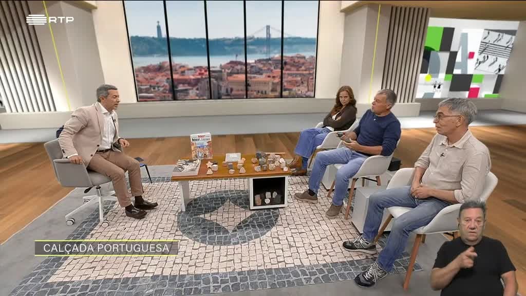 Imagem de Sociedade Civil - Calçada Portuguesa