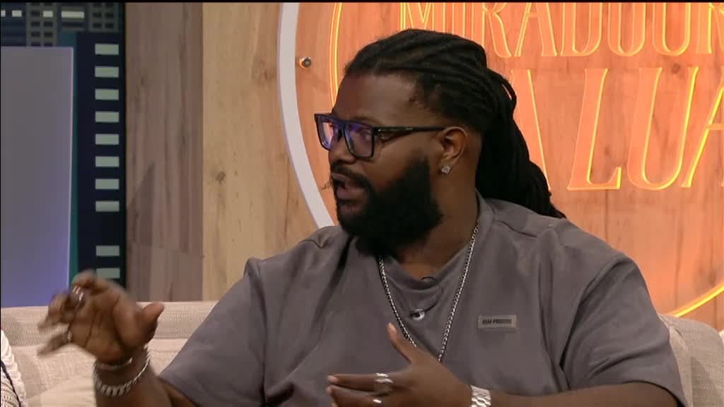 Imagem de Miradouro da Lua - Jimmy P, Matay, Zacarias Nguenha, José Chambel, Tiago Costa, Raquel Neto, Jesuton e Scúru Fitchádu