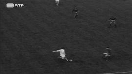Imagem de Checoslovquia x Portugal - 1965