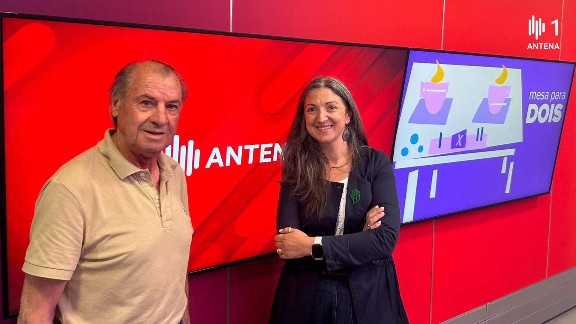 Imagem de Mesa para Dois - Desporto - Carlos Lopes com Alice Vilaça