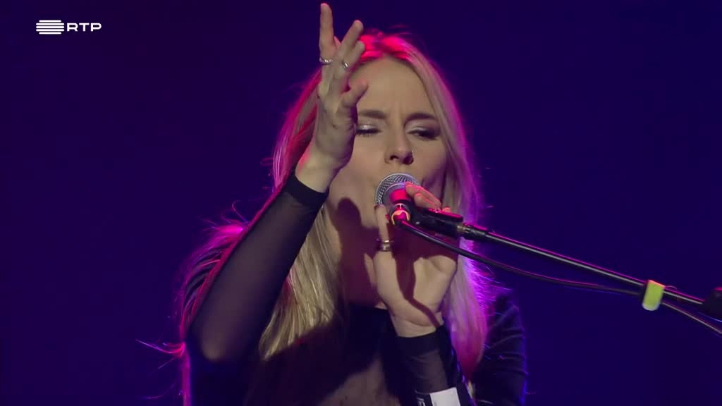 Imagem de Natascha Polké no Misty Fest