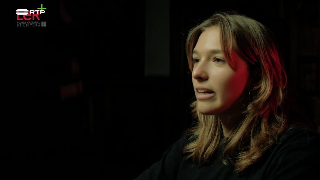 Imagem de Aos Papéis