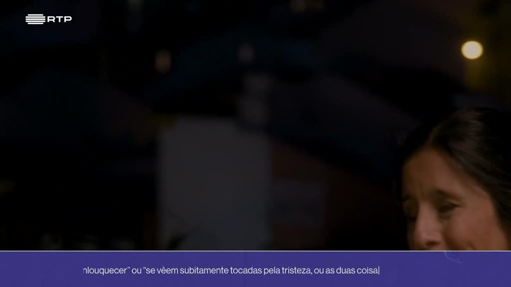 Imagem de A Pequena Biblioteca - Vermelho Delicado - Teresa Veiga