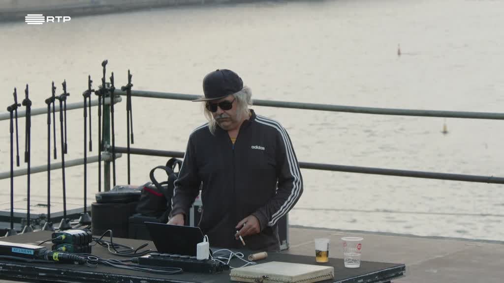 Imagem de Paulo Borges Água-Viva DJ - Gaia World