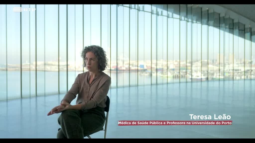 Imagem de E Depois da Revolução? - Como Evoluiu a Saúde?