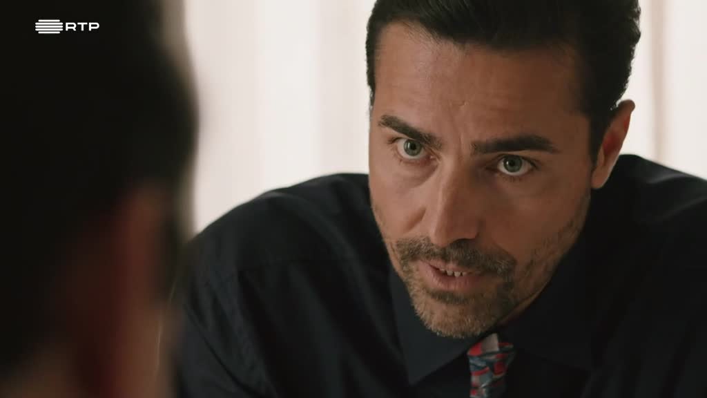 Imagem de Faro - A Marta é Uma Mulher Muito Misteriosa...