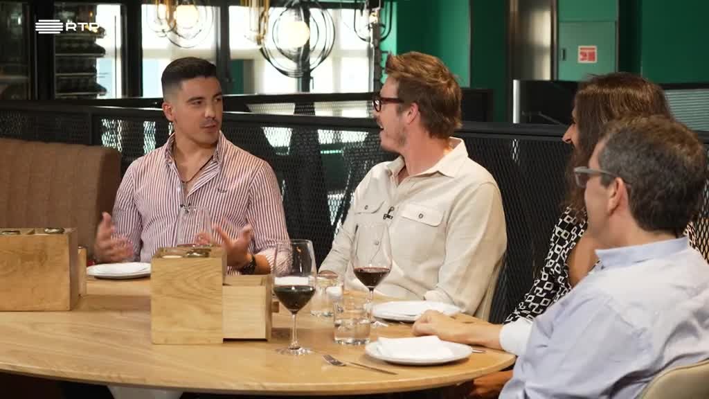 Imagem de Só Como e Bebo. Por Acaso, Trabalho! - Glória