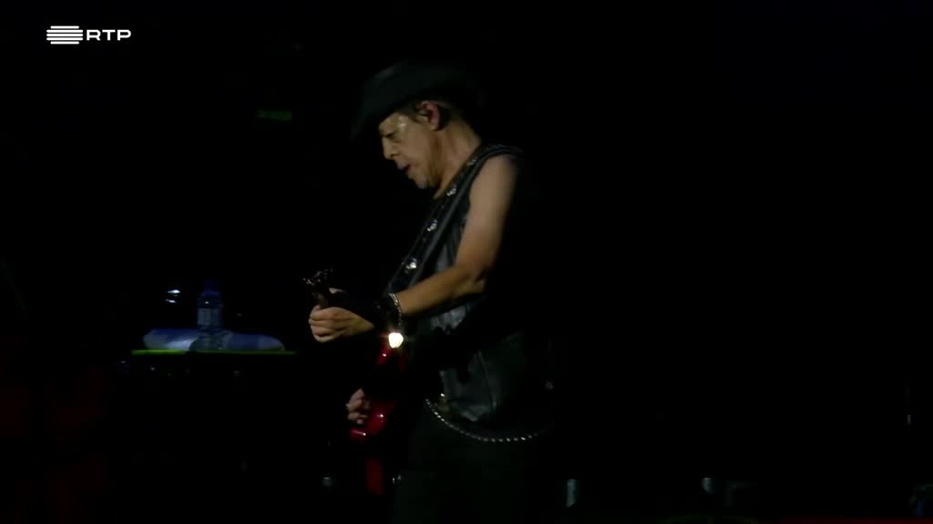 Imagem de Xutos & Pontapés ao Vivo 45 Anos - Olá